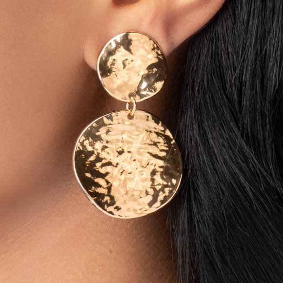 paparazzi Jewelry - Rush Hour - Gold Earrings